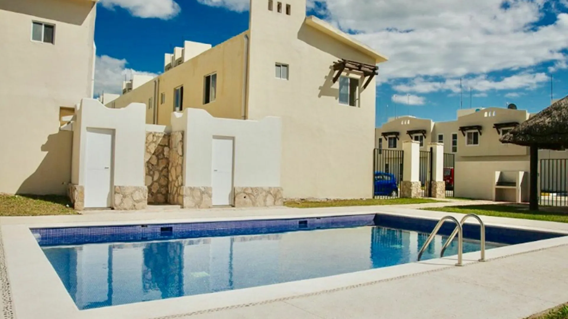 Real Bilbao By Chezplaya Hotel Playa del Carmen